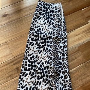 Leopard midi skirt